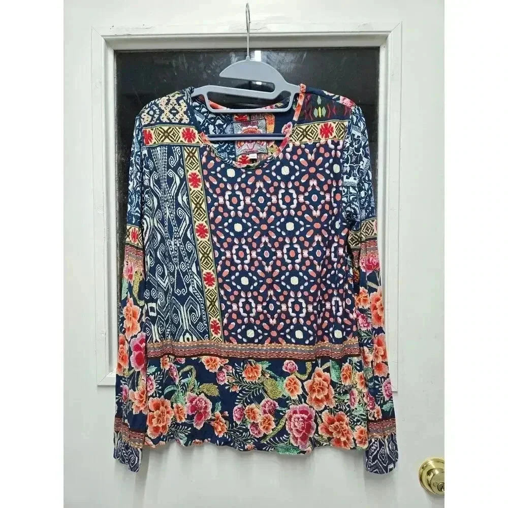 Johnny Was Swing Top Crew Neck Soft Stretch Bamboo Blended Size XS